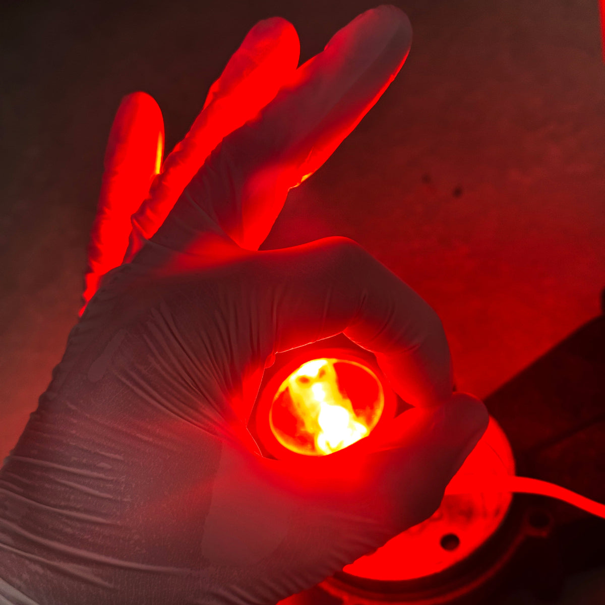 12V - 24V Miniature Infrared / Red Light MR16 Halogen IR Heating Lamp