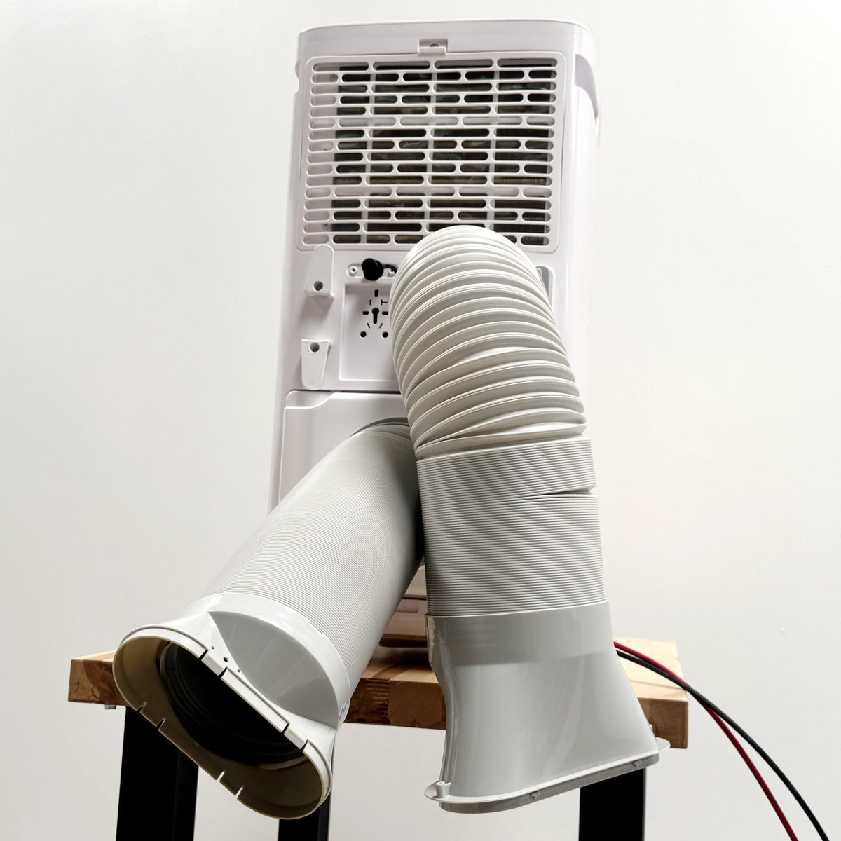 24V Pure DC Portable, Battery/Solar Air Conditioner & Heater (heat pump, 12,000 BTU/h)