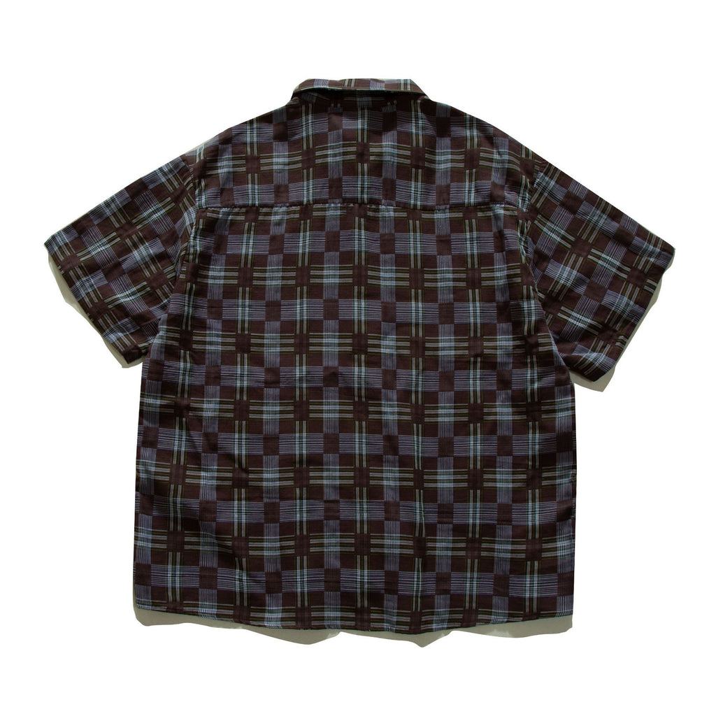 Checkered loose short sleeved shirt for men