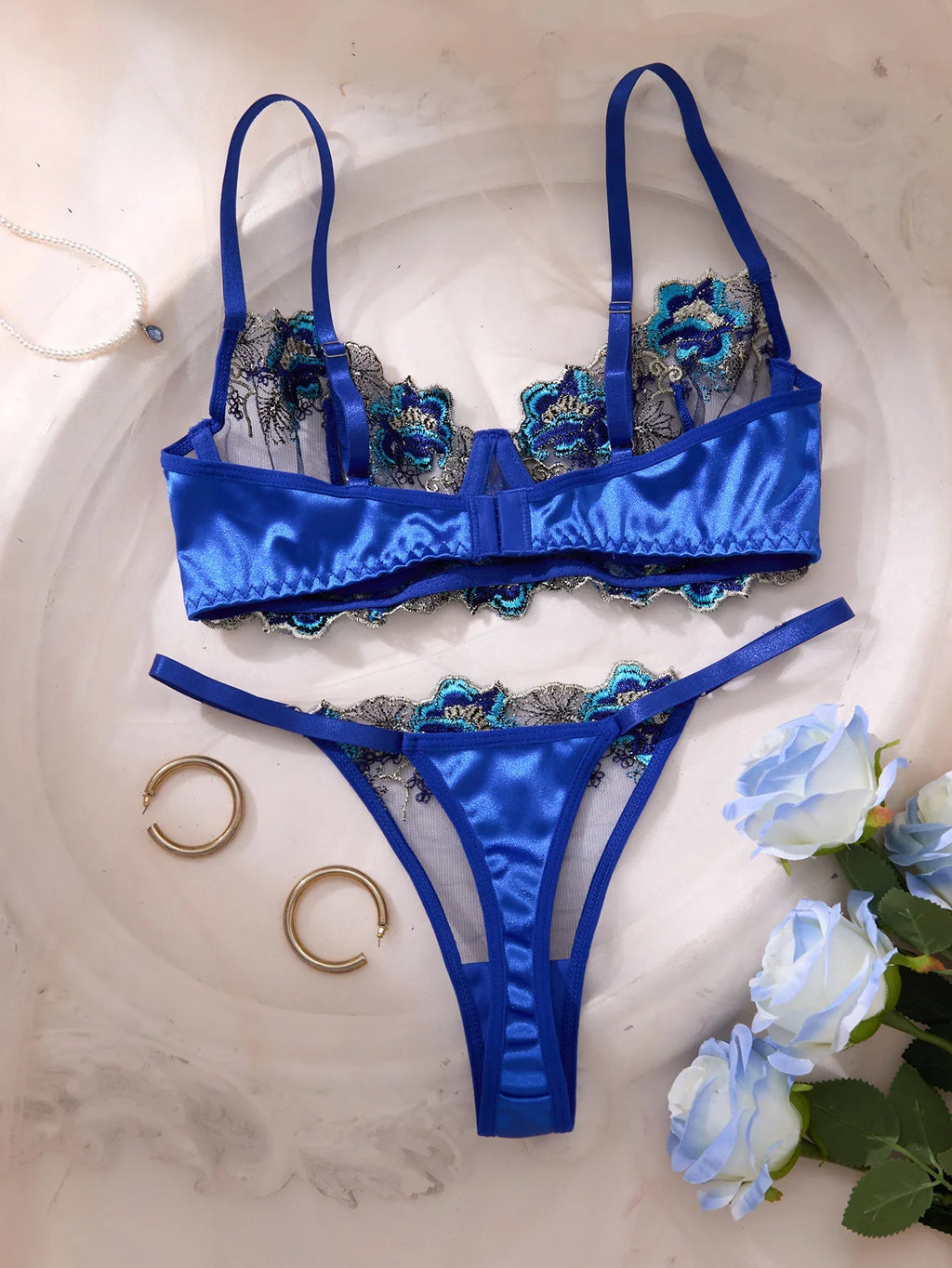 New Women's Vintage Embroidered Floral Lingerie Set with Steel Ring Push-Up Breathable Sexy Intimate Bra Set Close-Fitting