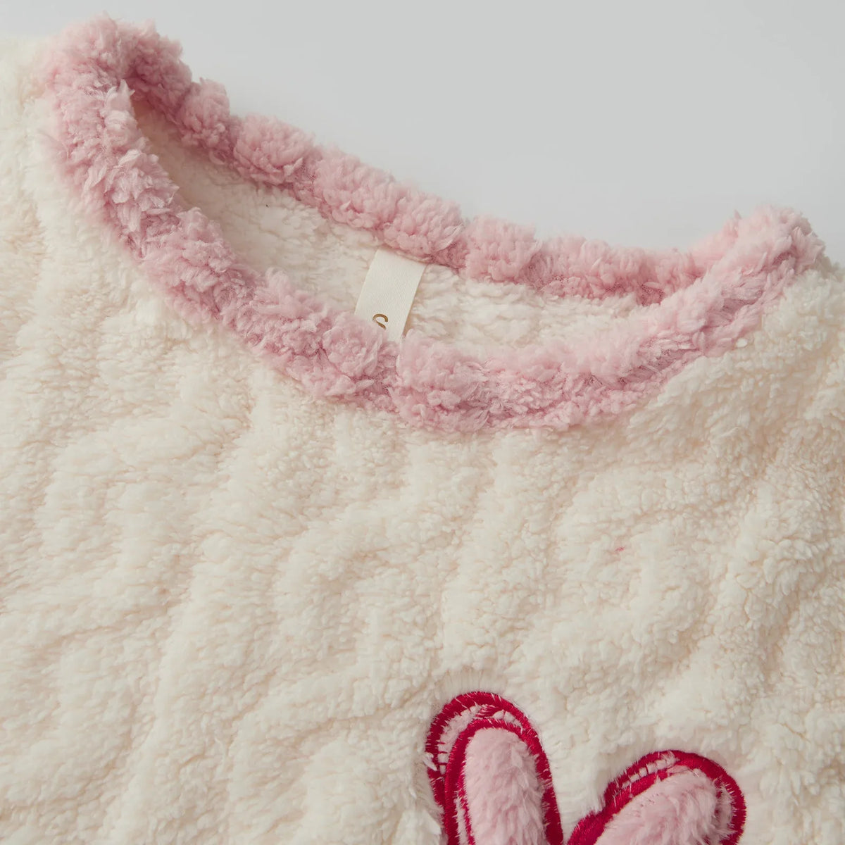 Women's 2 Pieces Valentine's Day Lounge Set Long Sleeve O Neck Heart Embroidery Jacquard Tops Pants Winter Fuzzy Sleepwear